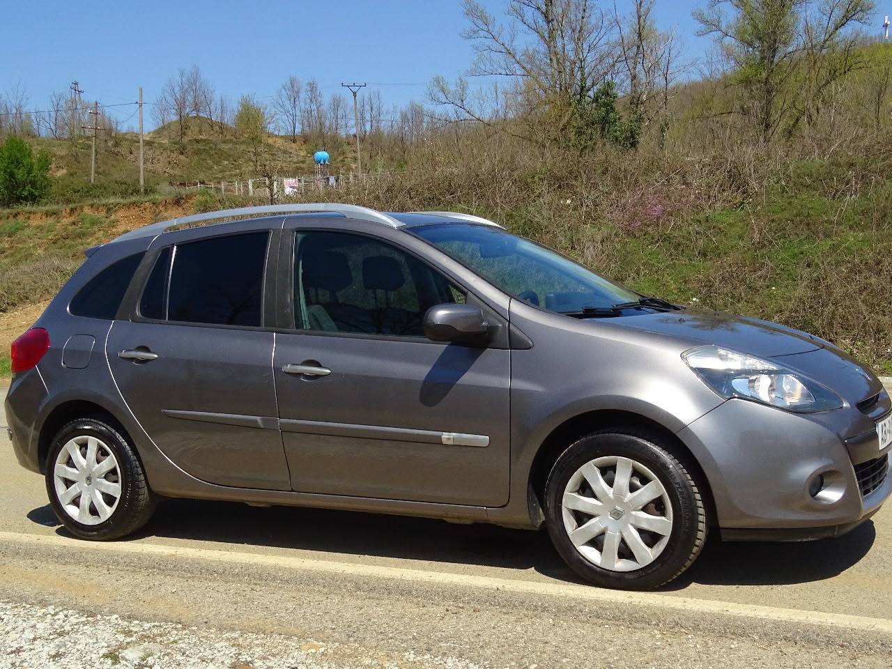 Renault Clio Grey